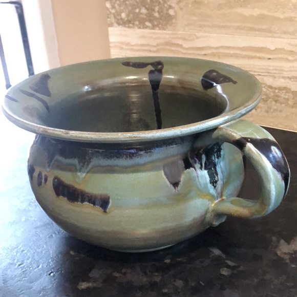 Artistic Studio Pottery - Picture 4 of 7